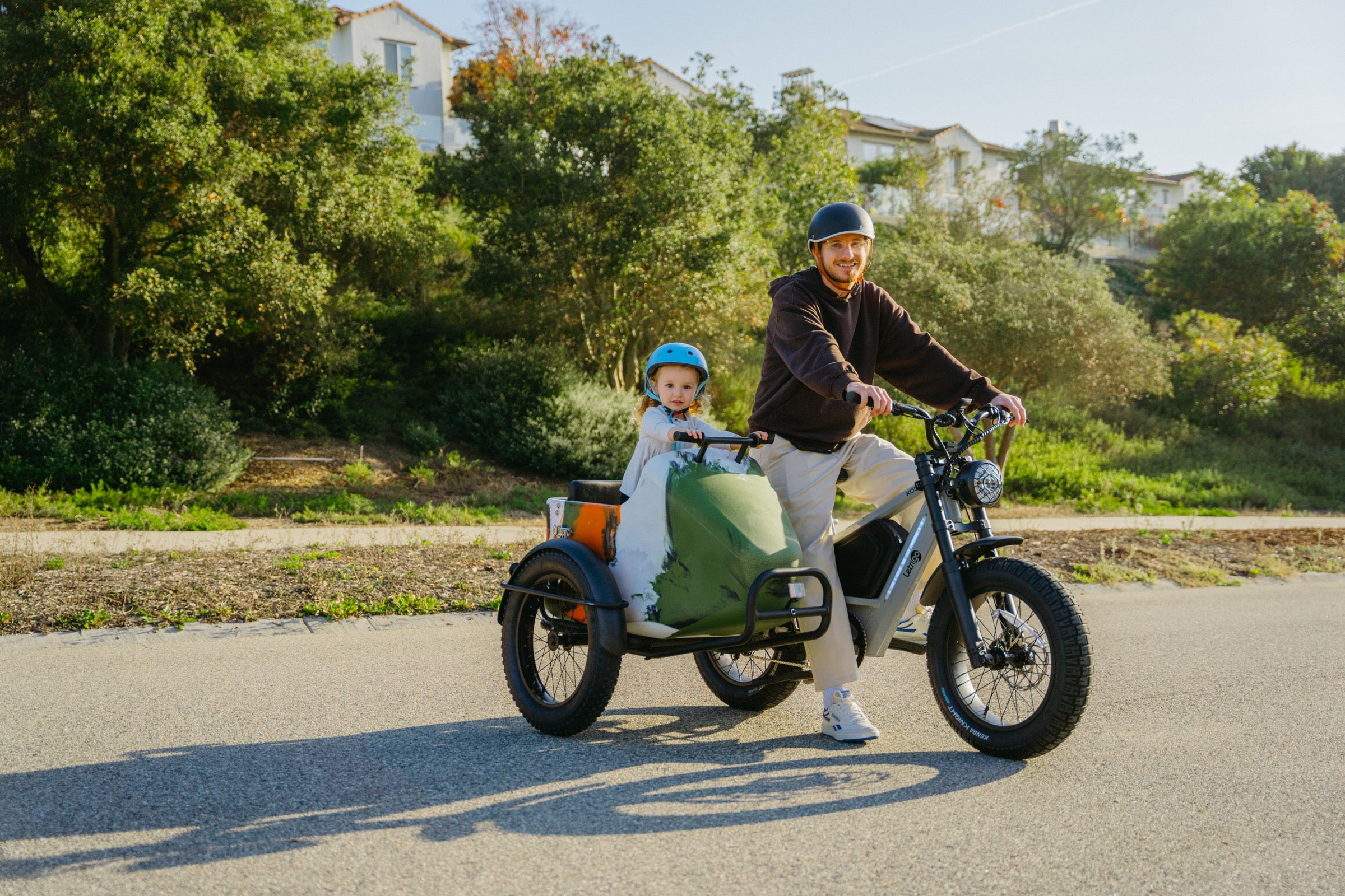 Electric Bike vs Regular Bike: Which One Fits Your Routine?